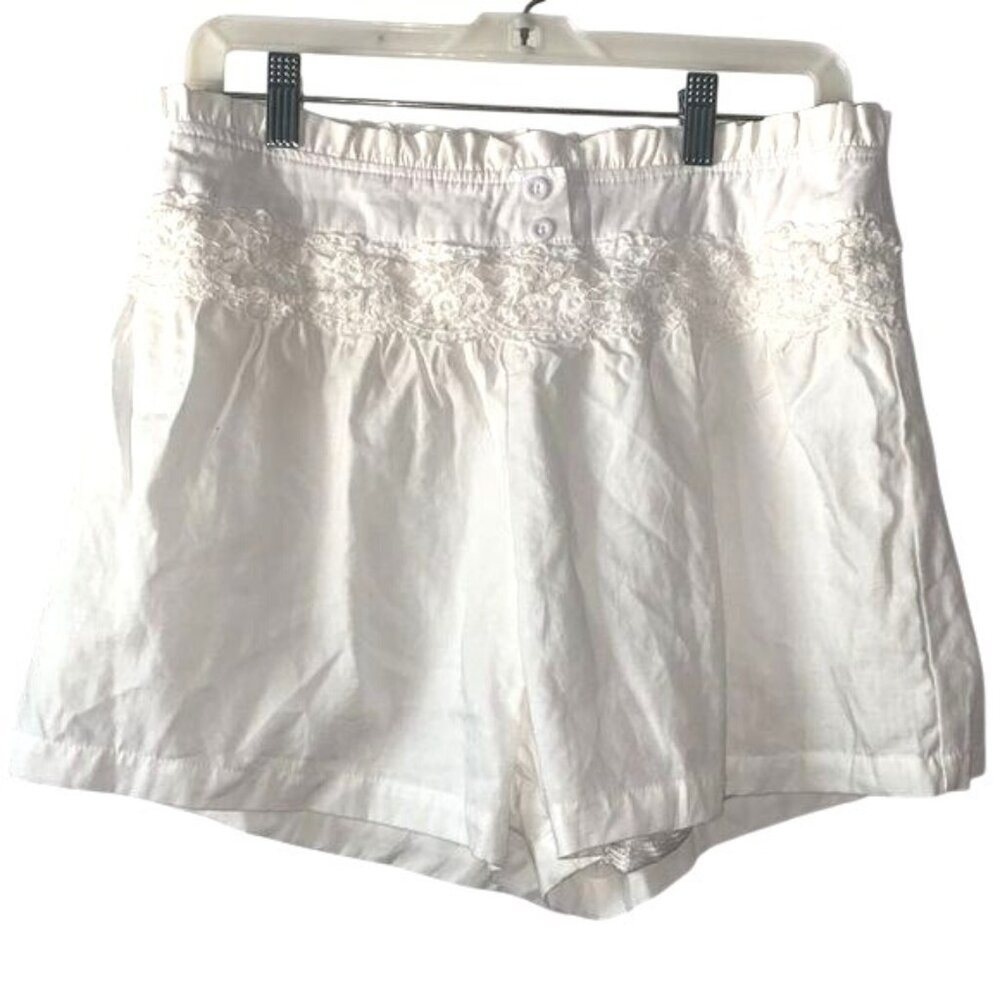 White Lace Trim Womens Shorts With Elastic Waist